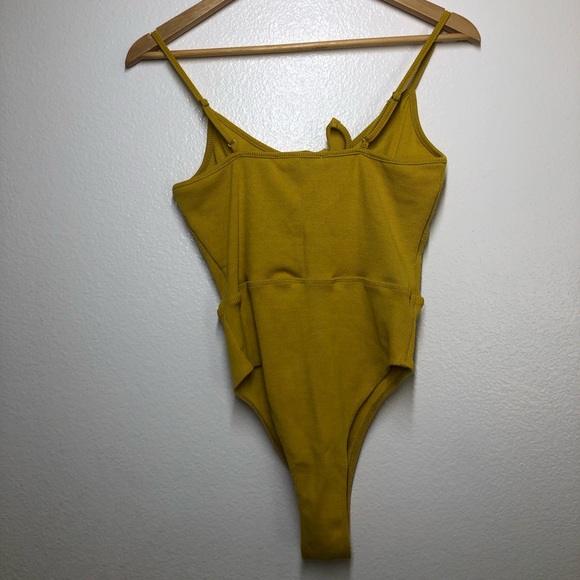 Etophe Studios Yellow Sleeveless Body Suit - Picture 5 of 8